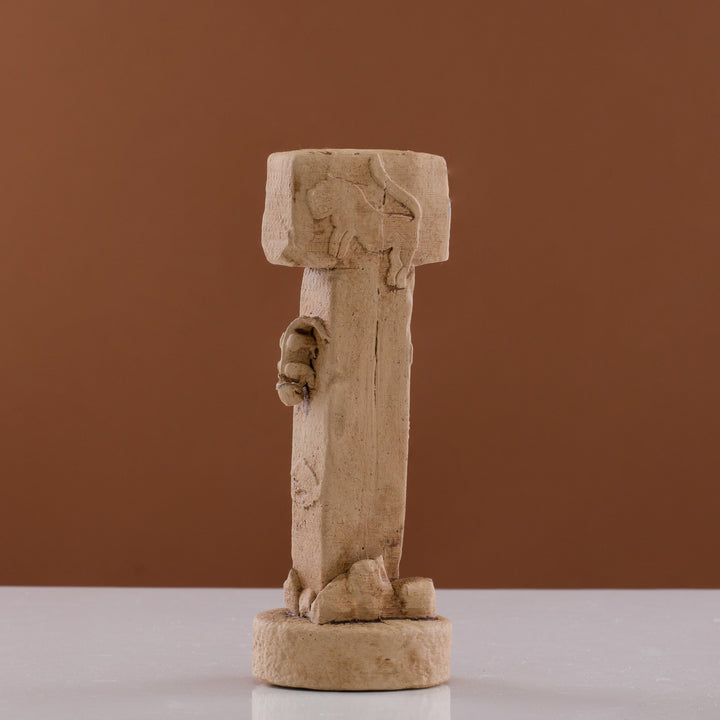 Göbekli Tepe T-Şekilli Sütun Replikası – Neolitik Çağ’ın Gizemli Sembolü – Antik Anadolu Arkeolojik Buluntu - ArkeoArt  - 19 cm
