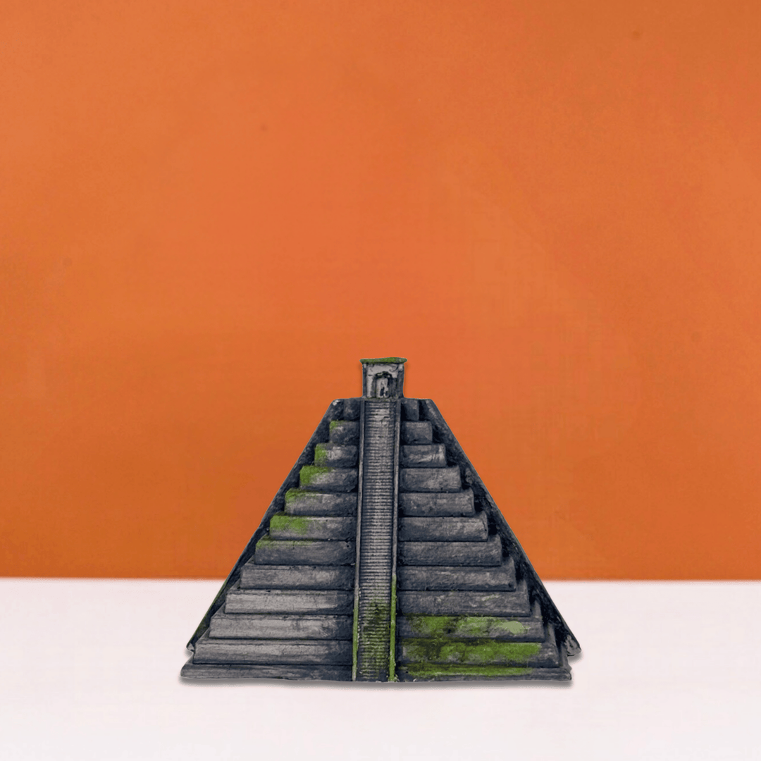 Chichen Itza Piramidi Replikası – Antik Maya Mirası – Kukulkan Tapinagi Replikasi - El Yapımı Dekoratif Model – 15 cm