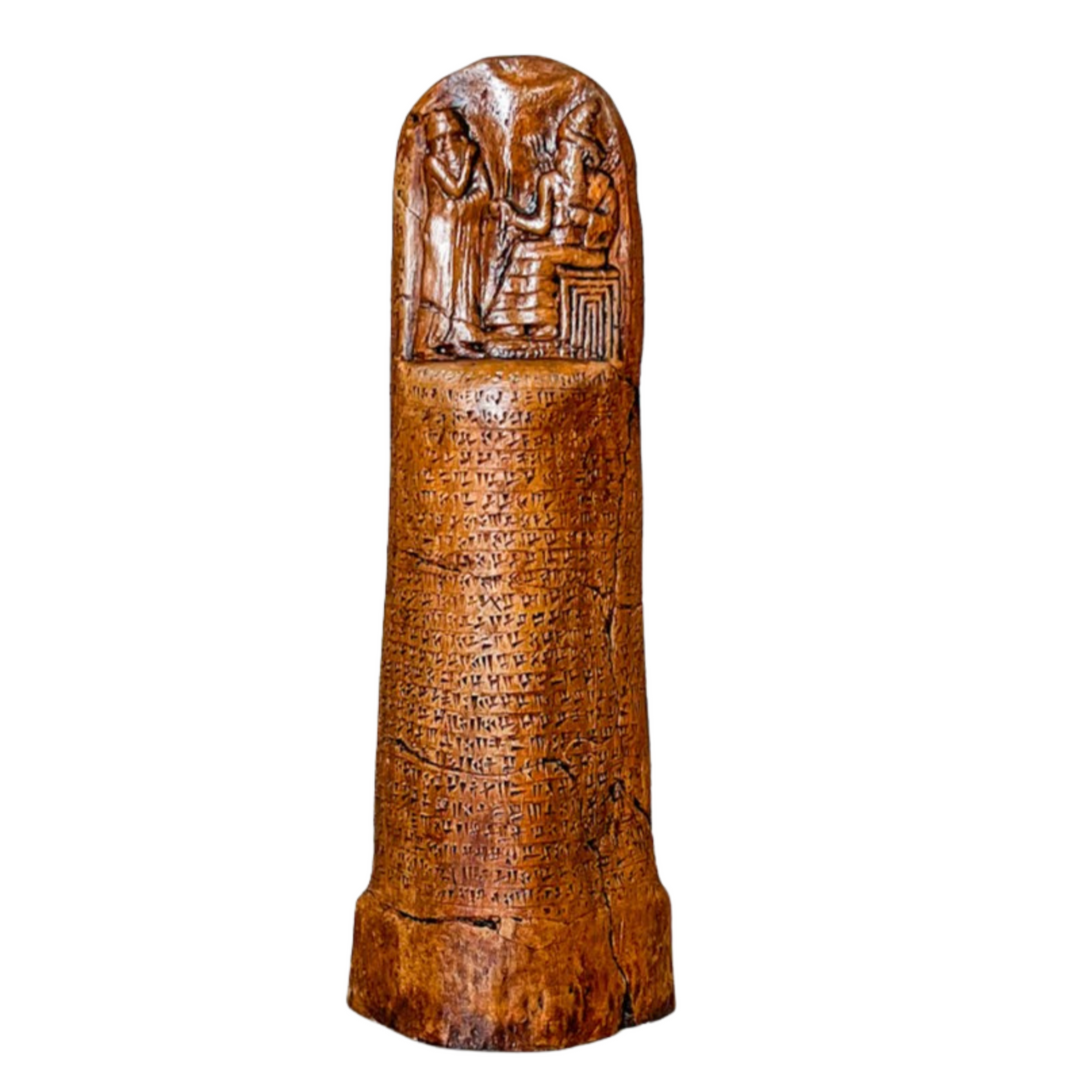 Hammurabi Kanun Tableti Replikası – El Yapımı Mezopotamya Hukuk ve Adalet Dekoru & Koleksiyon Parçası - Kahve - 26cm
