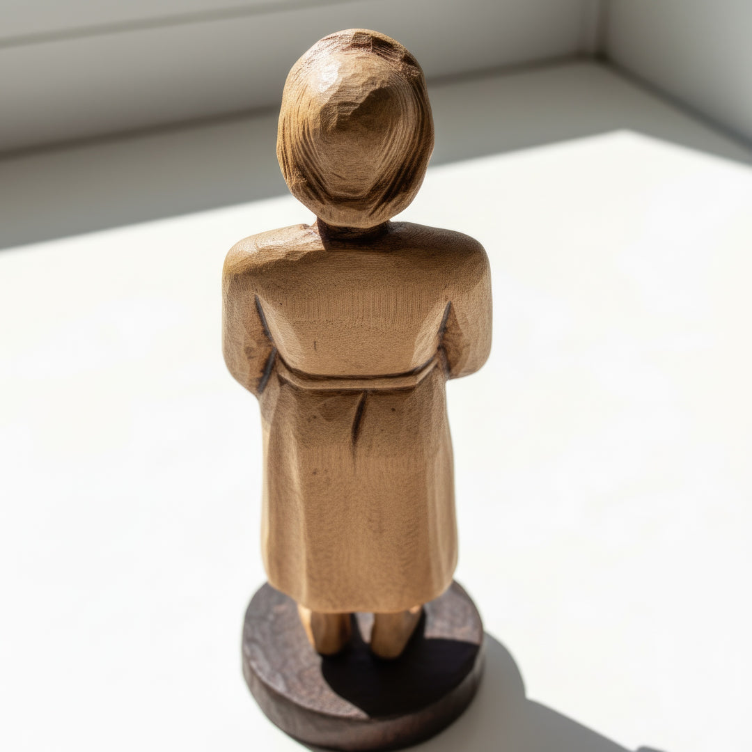 Mütevazı Sümer Kadın Heykeli (17,5 cm) | Mezopotamya Tell Asmar Kadın Figürü - El Yapımı Sessiz Dua Figürü – Kadim Ruhaniyetin Kadın Temsili | Müze Kalitesinde Sümer Replikası